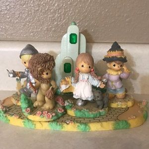 Precious Moments/Wizard of Oz figurines year 2003